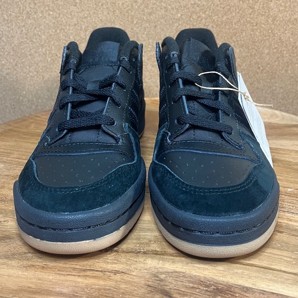 Adidas forum j
Brand new - Picture 6 of 12